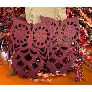 Wood owl earrings cutout